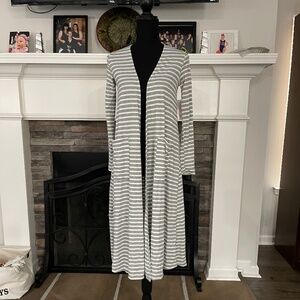 NWT’s LulaRoe XS long Sarah Cardigan sweater Ribbed